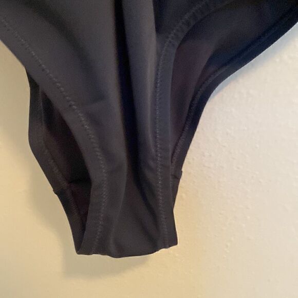 NWT H@M Gray One Piece Swimsuit Size Large - Picture 4 of 11